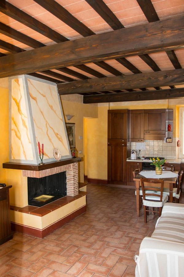 Residence Le Gagli Arde Arezzo Eksteriør billede