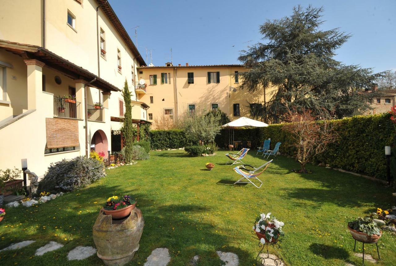 Residence Le Gagli Arde Arezzo Eksteriør billede