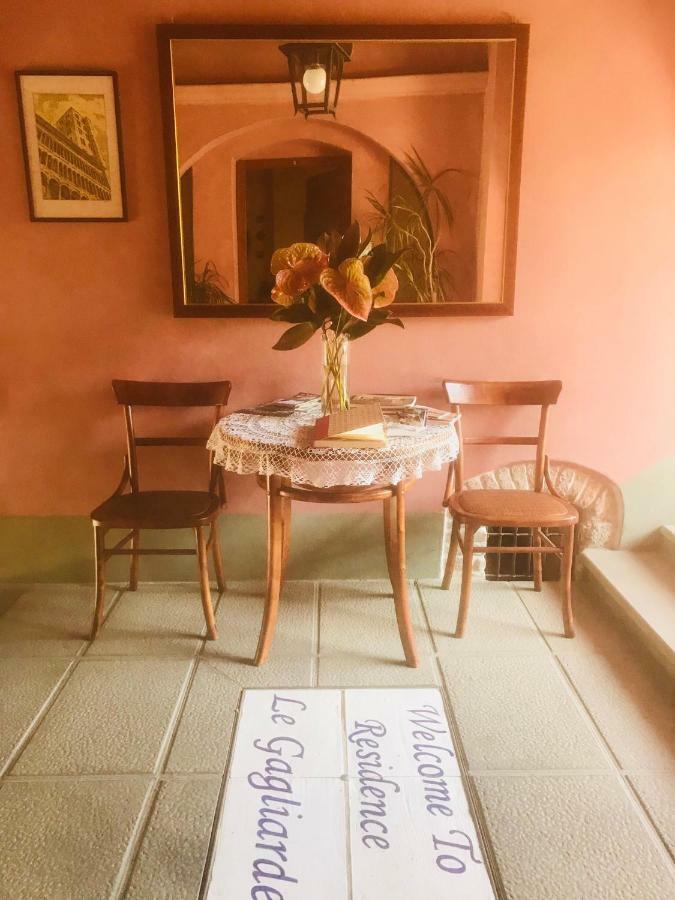 Residence Le Gagli Arde Arezzo Eksteriør billede