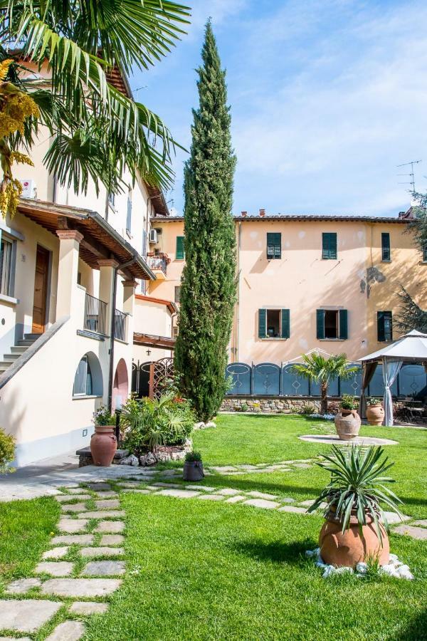 Residence Le Gagli Arde Arezzo Eksteriør billede